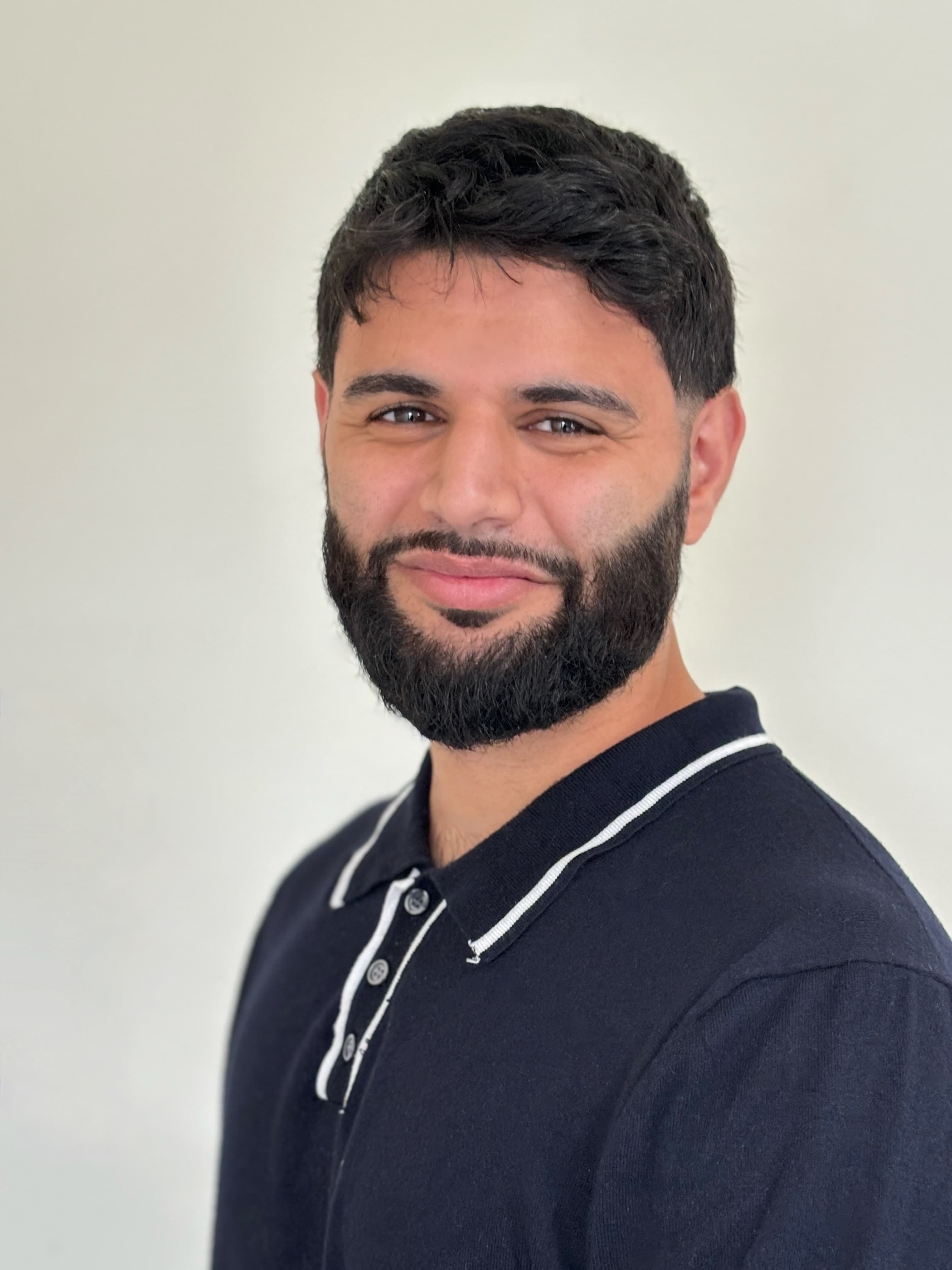 Dr. Kenan Alkiek